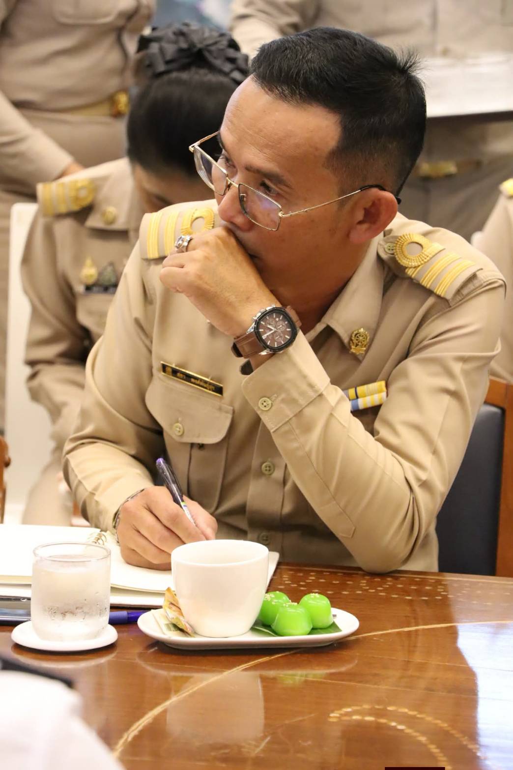 title - ศพส. ประชุมเตรียมความพร้อมจัดนิทรรศการ งานพระราชพิธีถวายพระเพลิงพระบรมศพ สมเด็จพระนางเจ้าสิริกิติ์ พระบรมราชินีนาถ พระบรมราชชนนีพันปีหลวง ณ ศูนย์ส่งเสริมและพัฒนาอาชีพเสริมนอกภาคการเกษตร (ศูนย์ศิลปาชีพ บางไทรฯ (เดิม)) 